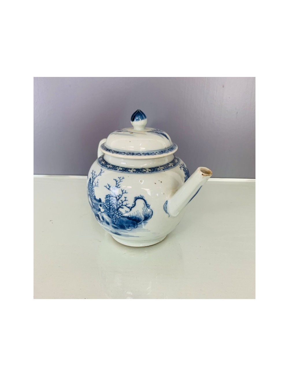 Bol capucin bleu blanc porcelaine de Chine d'époque Kangxi
